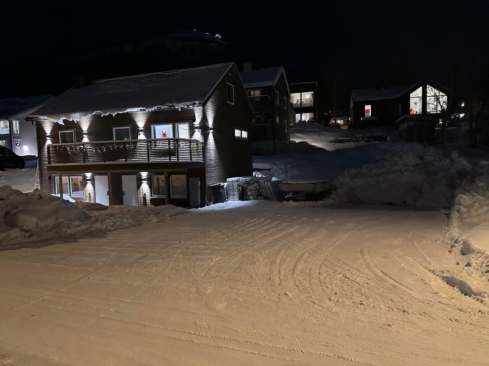 Tromsdalen Aurora Apartments Tromso Bagian luar foto